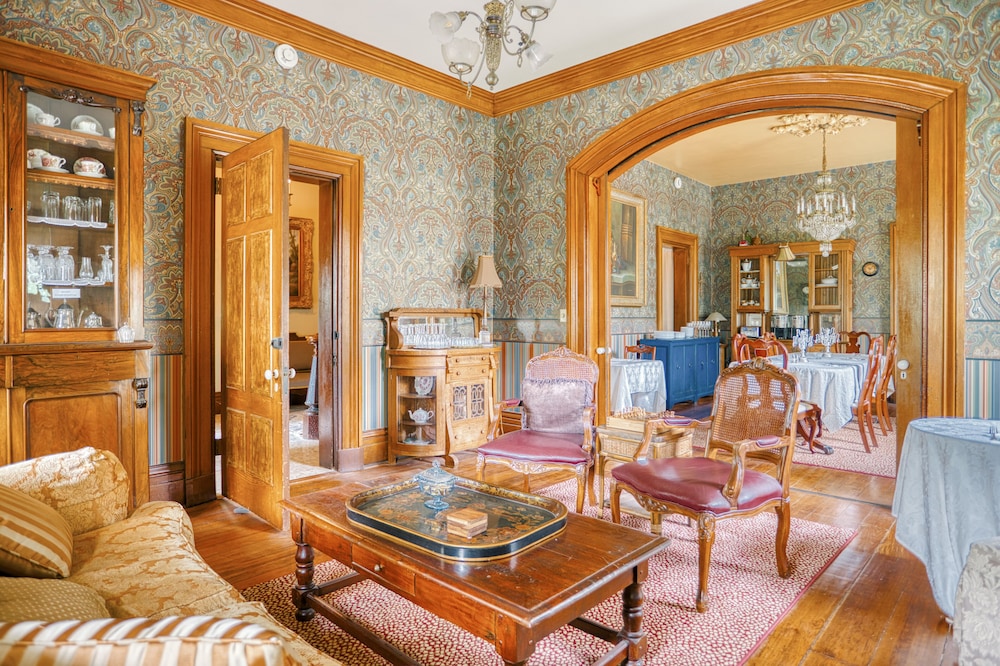 The Victorian Mansion 52/71
