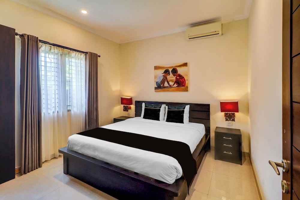 3 BEDROOMS, VILLA