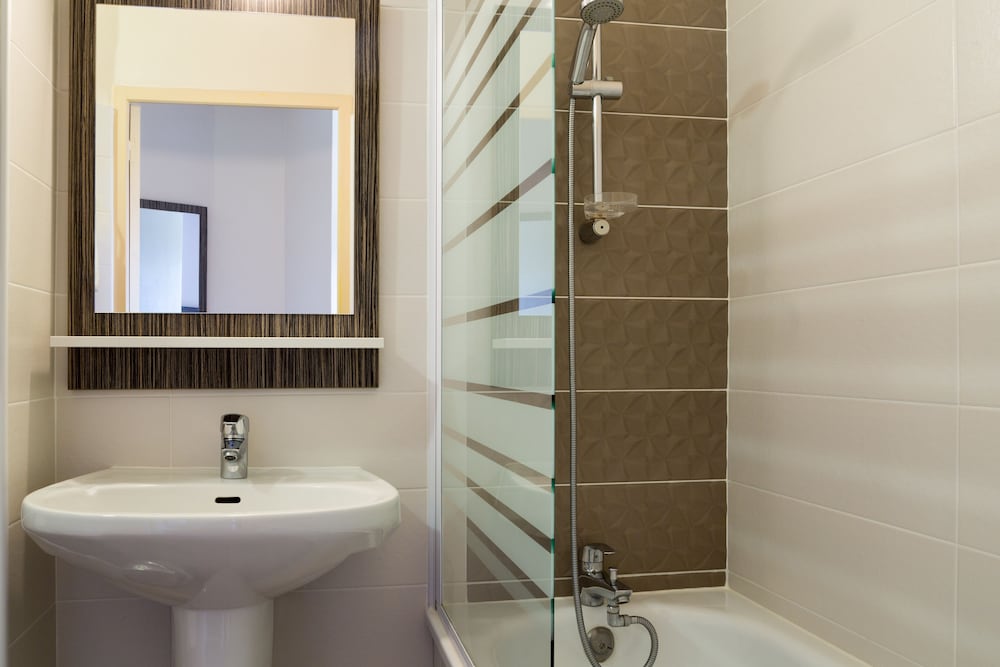 The Originals City Hotel L Acropole Saint Etienne Sud 37/37