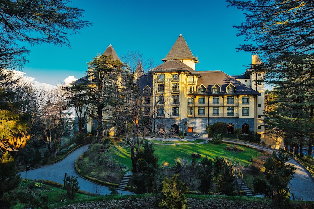 Wildflower Hall, An Oberoi Resort, Shimla 1/63
