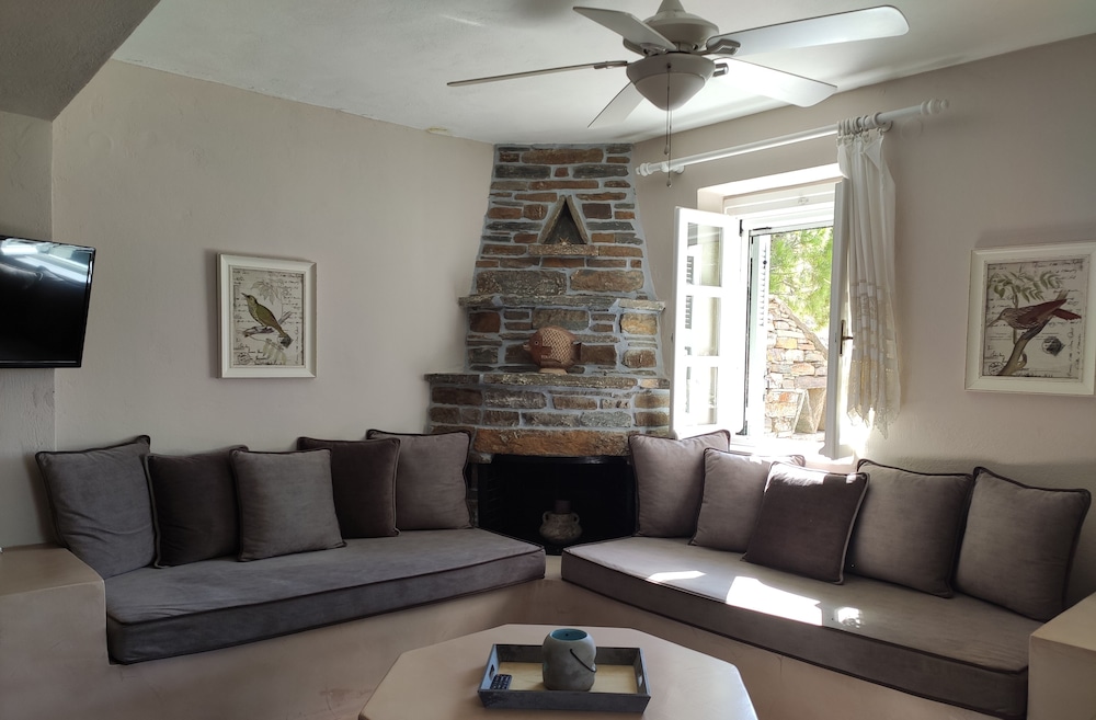 Porto Koundouros Villas 23/50