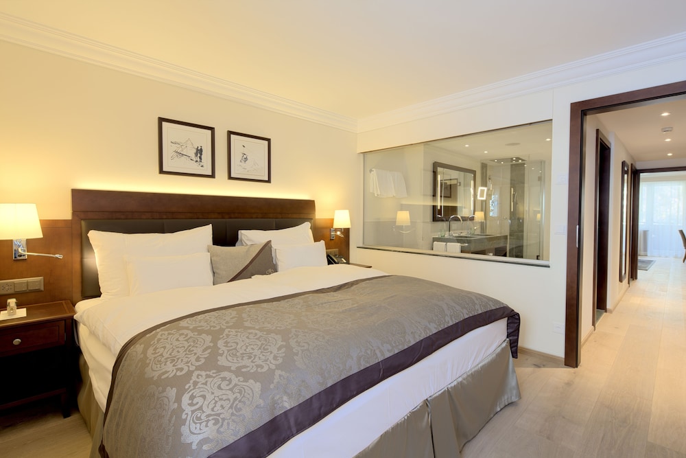ALPINE, JUNIOR SUITE, MOUNTAIN VIEW