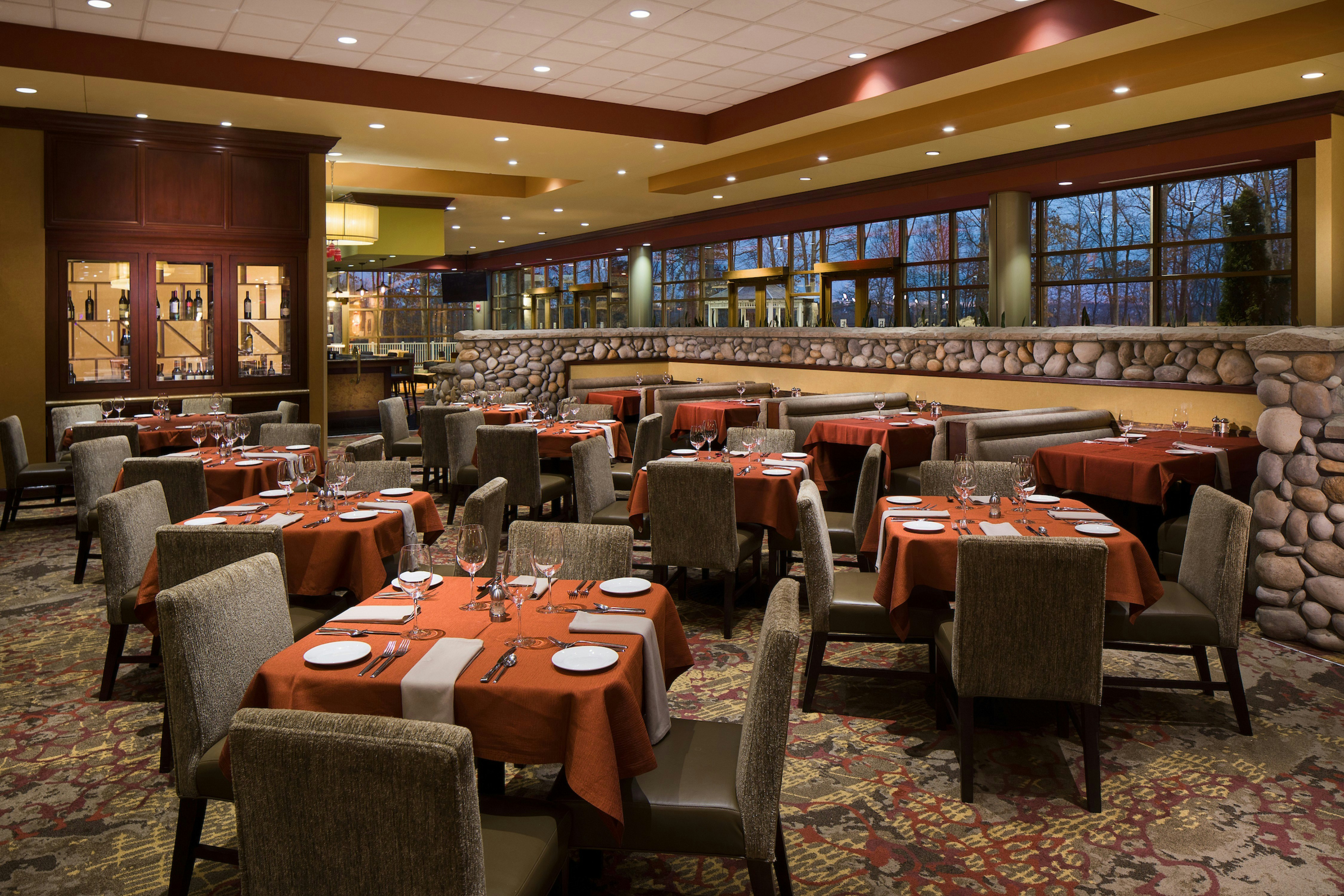 Embassy Suites by Hilton Charlotte Concord Golf Resort & Spa 52/74