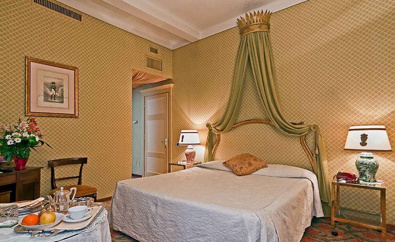 Elisabetta, Deluxe, King Bed