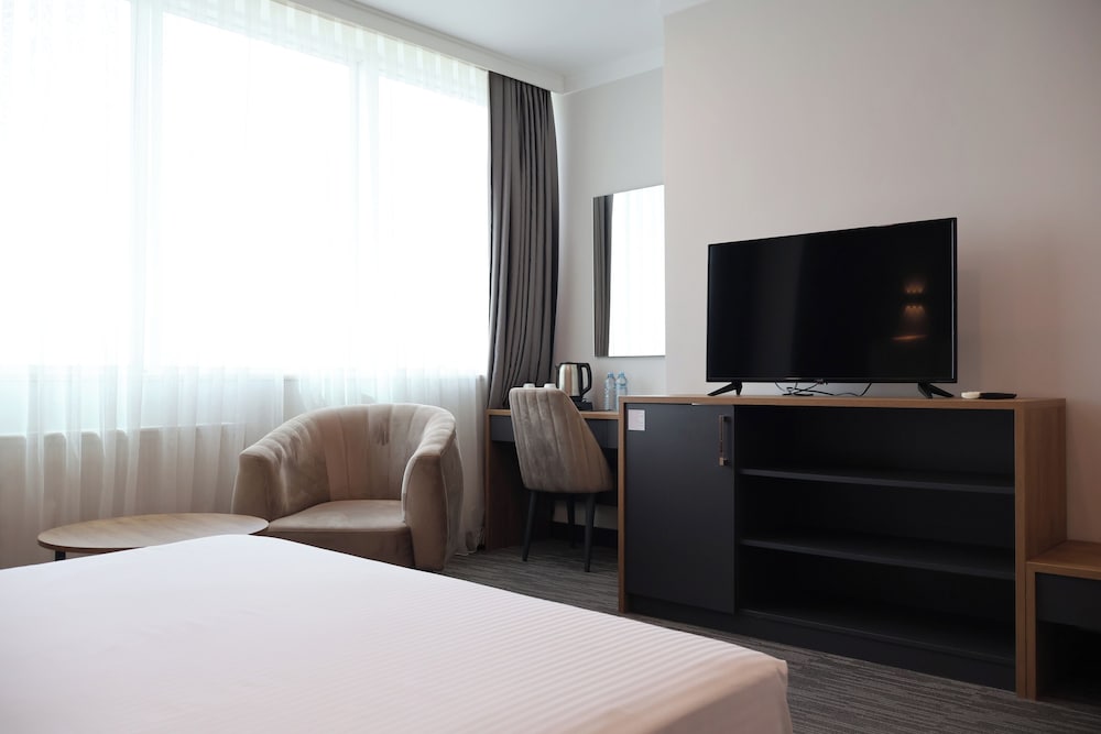 HOME PLUS Hotel & SEYHLI 15/42