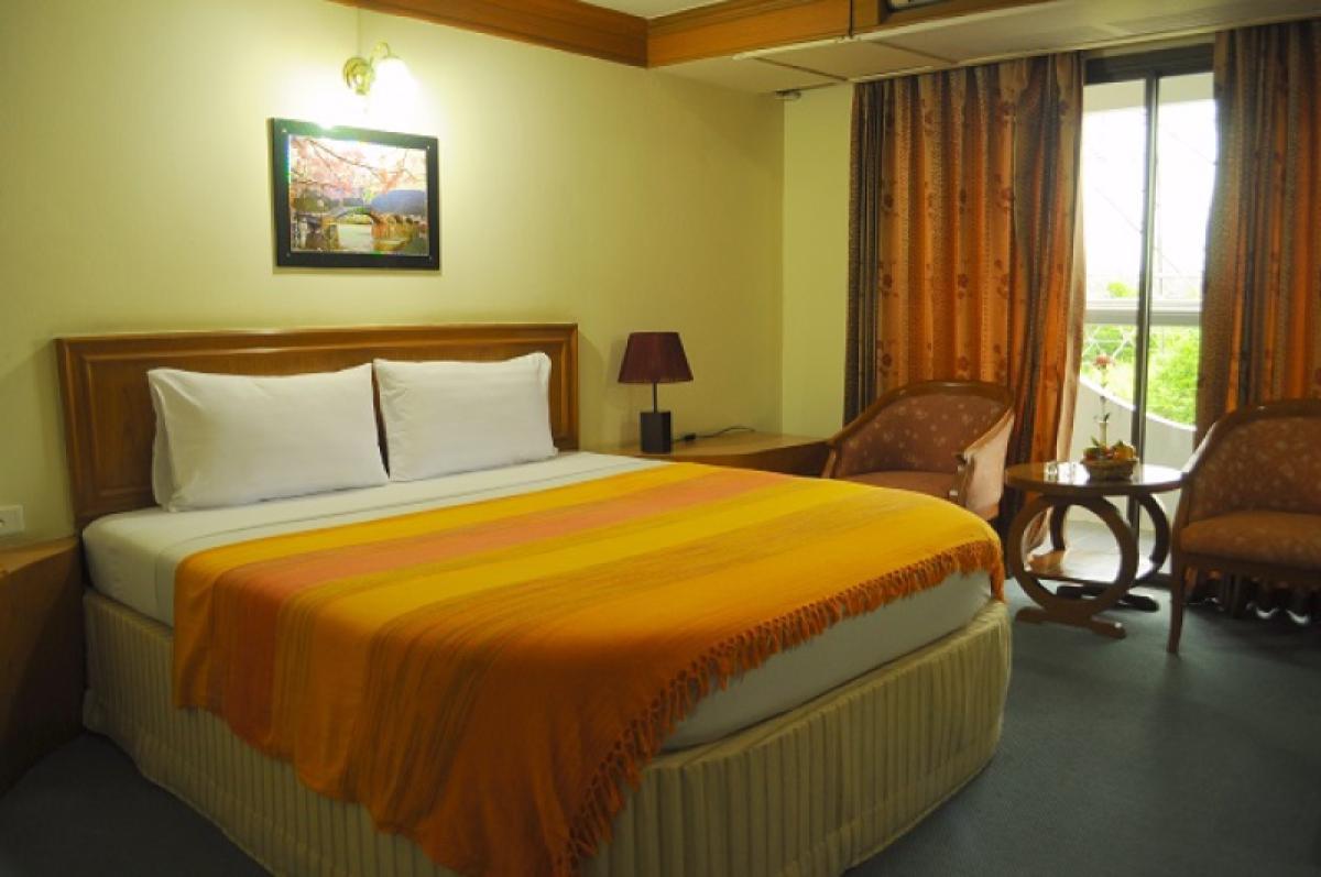 Pathumthani Place Hotel 14/34