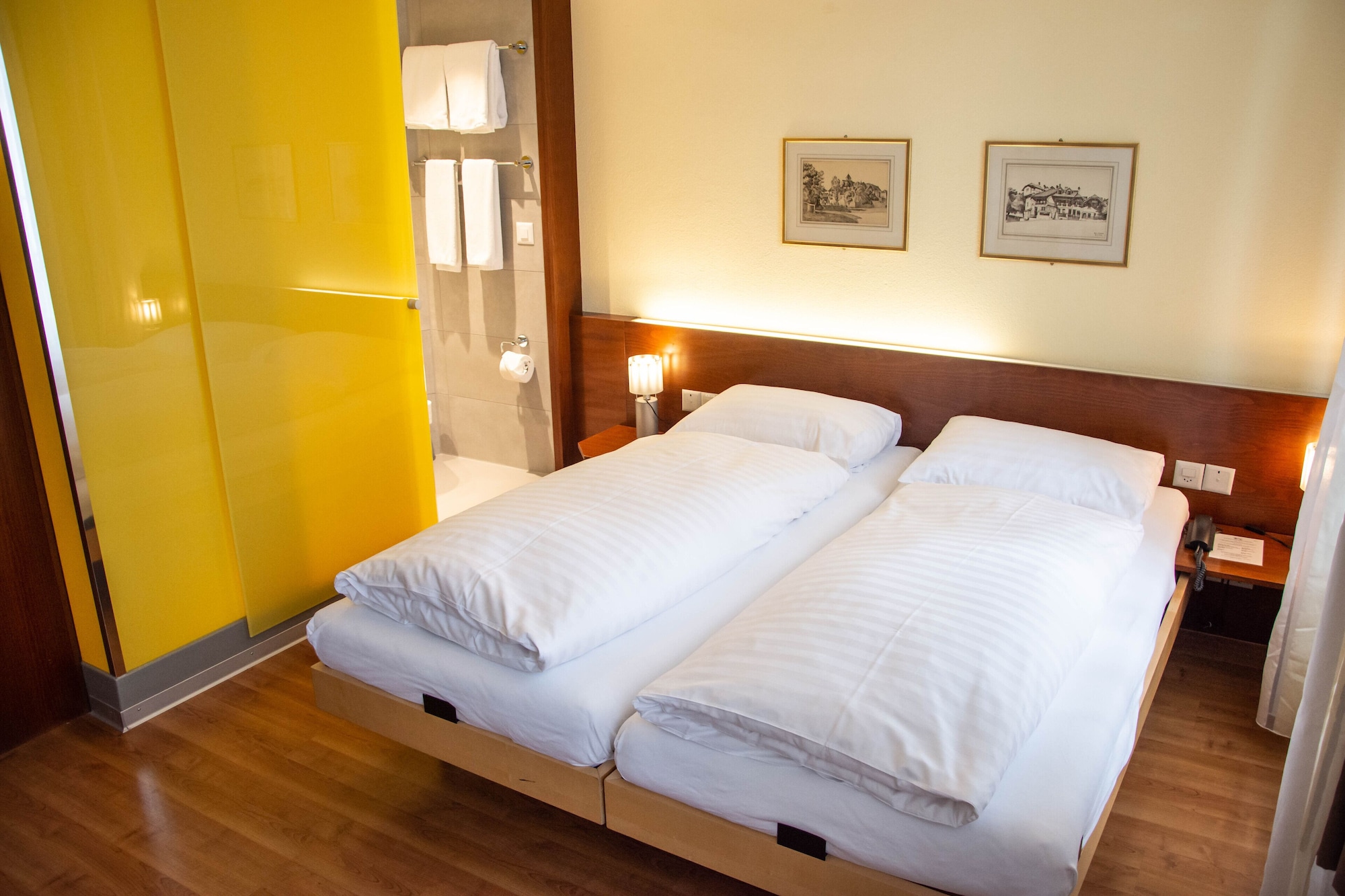 STANDARD, DOUBLE BED