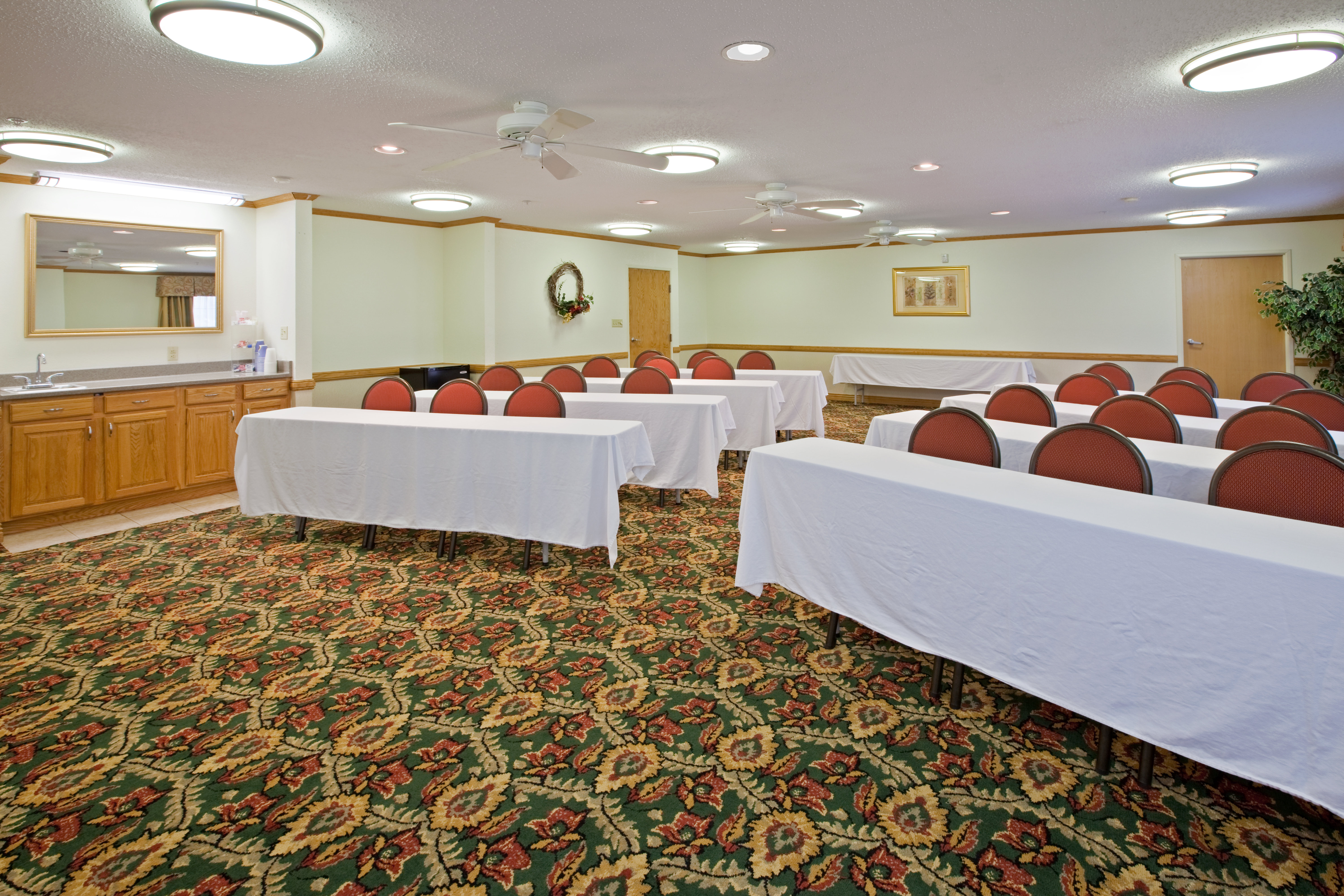 Holiday Inn Express Washington 27/45