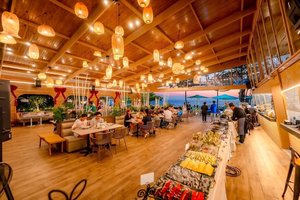 Natural Park Resort Pattaya 36/50