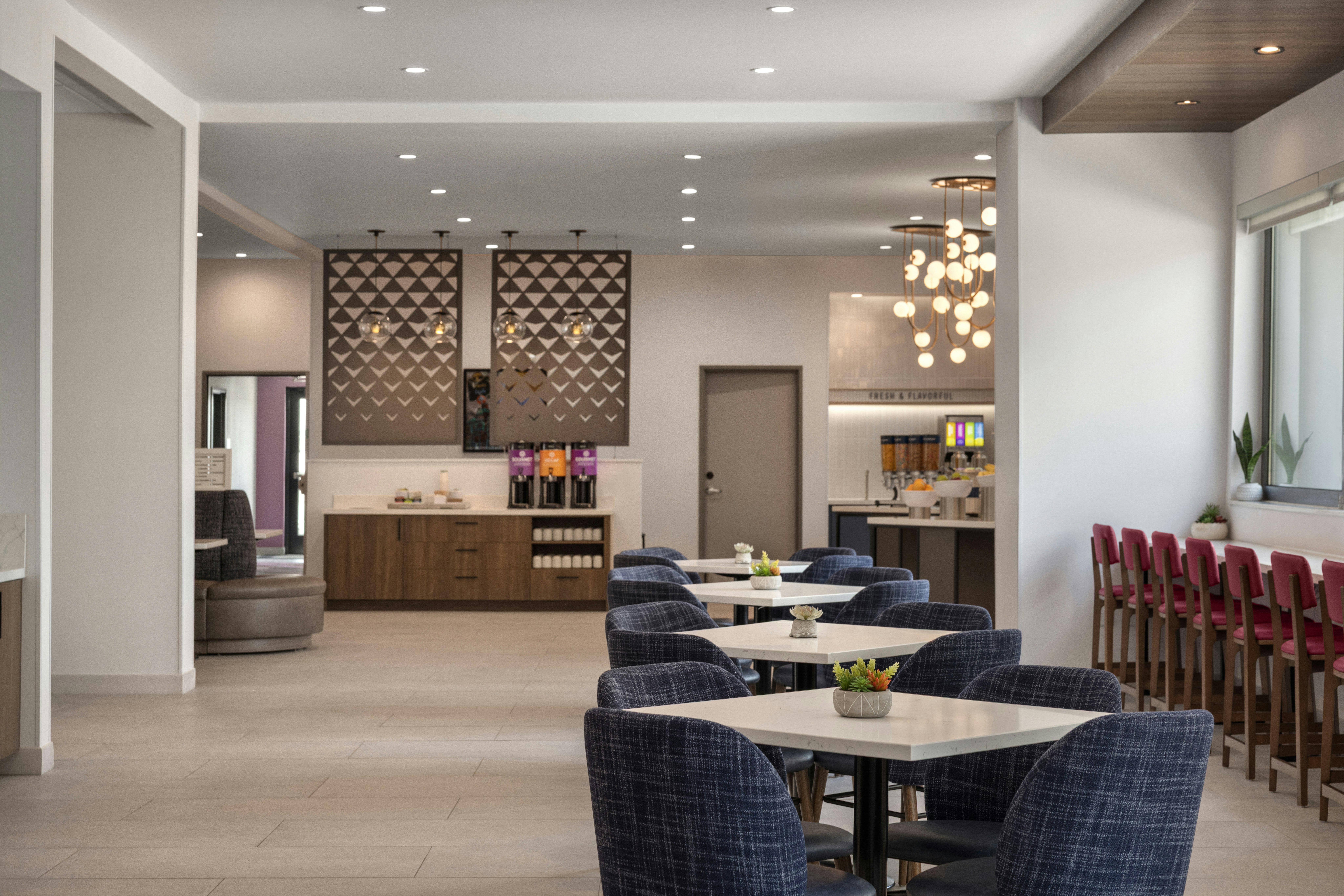 Home2 Suites by Hilton Fort Worth Lake Worth 42/59