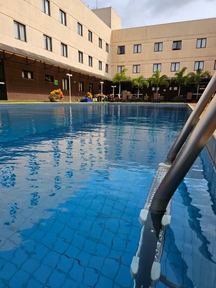 Hotel Santos Dumont 47/50