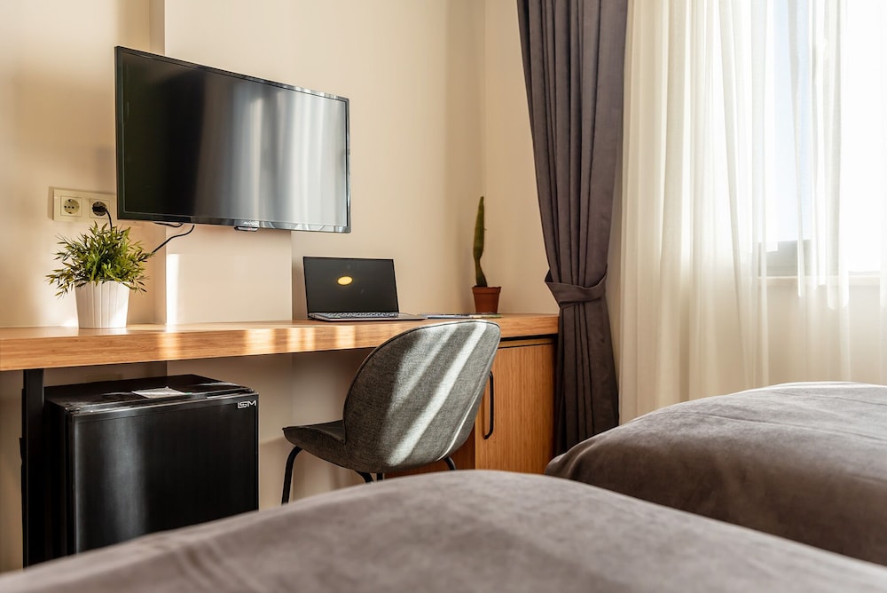Bram Hotel Istanbul 40/44