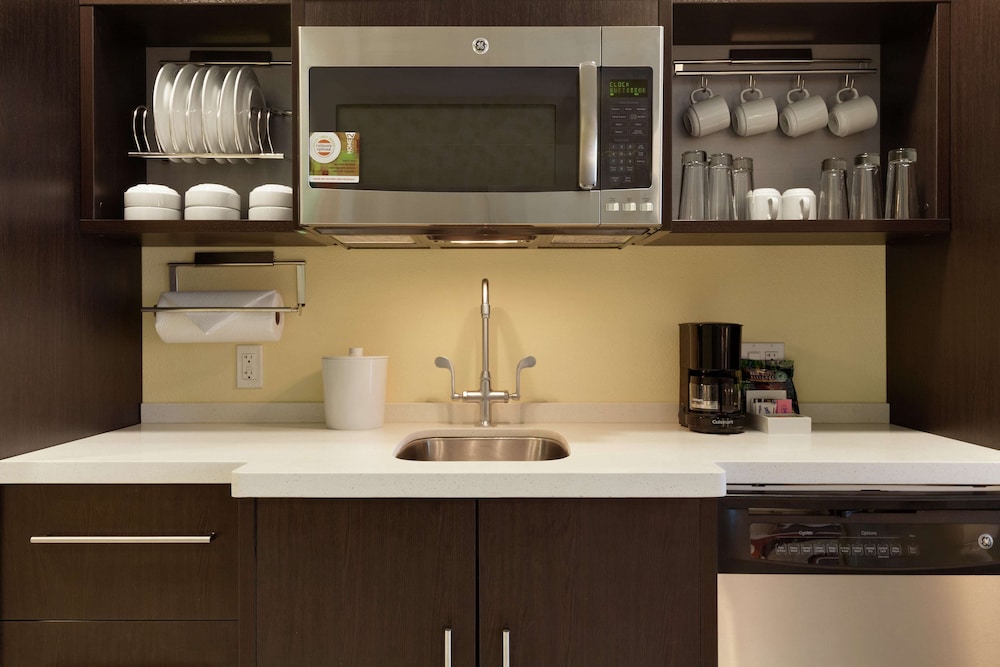Home2 Suites by Hilton Seattle Airport 24/27