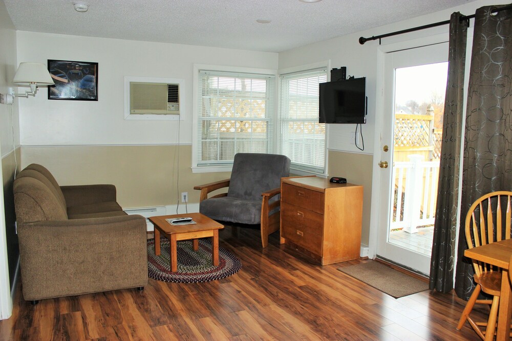 The Windrifter Resort 29/50