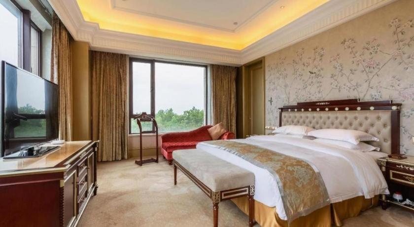 Canal Jinling Grand Hotel 13/35