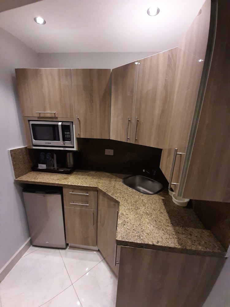 Nakhil Residence 8/45