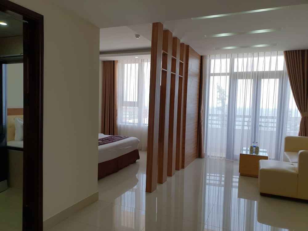 Phu Cuong Beach Hotel 39/69