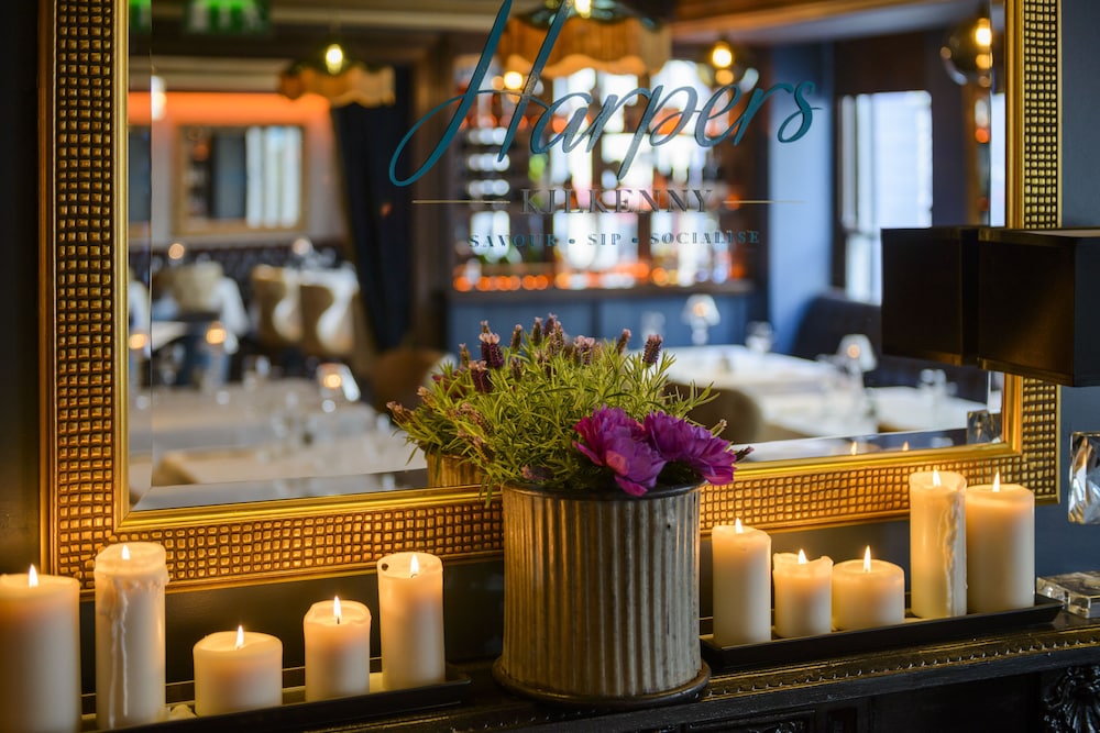 Kilkenny Hibernian Hotel 42/57