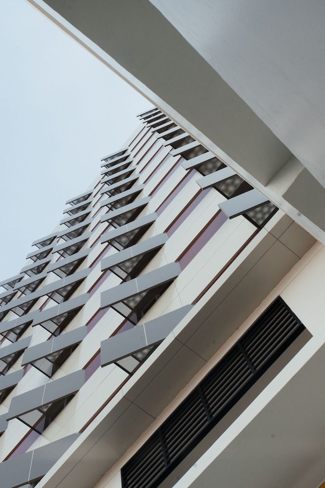 Hotel Kampi Surabaya 4/36