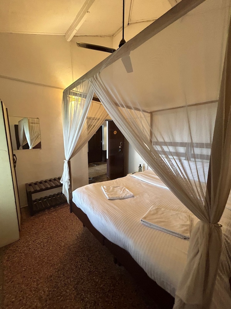 Ocean View Goan Beach House 13/49