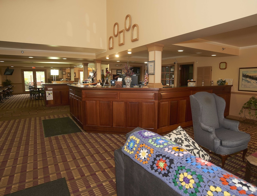 Hollow Inn and Motel 10/52
