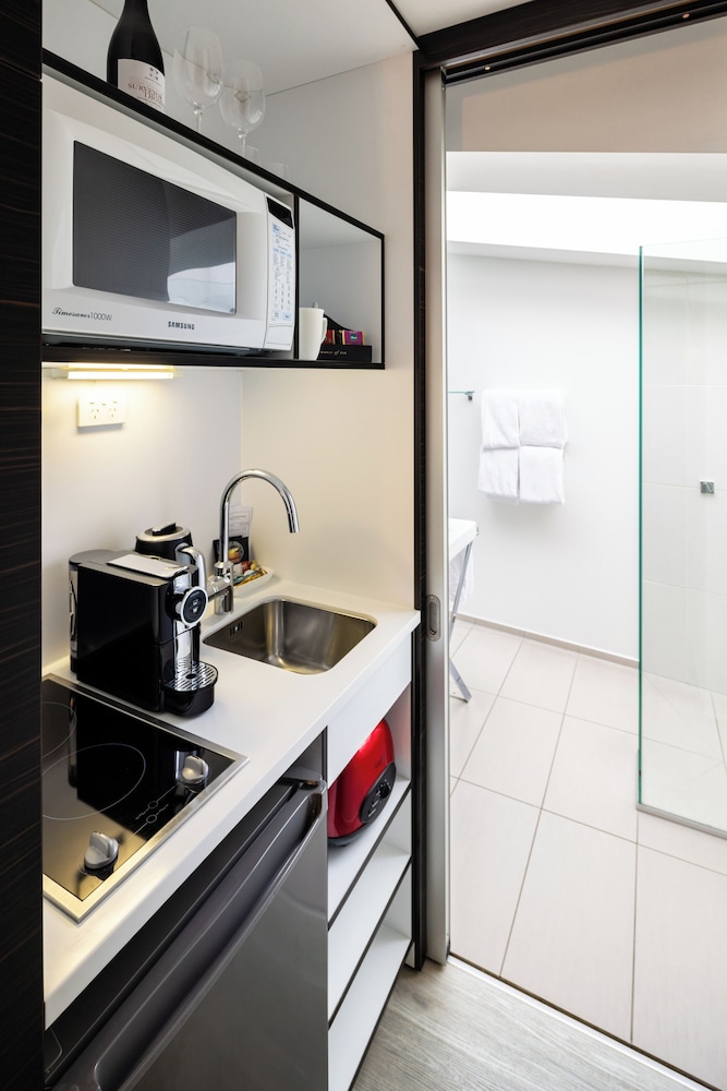 Queenstown Park Boutique Hotel 75/77