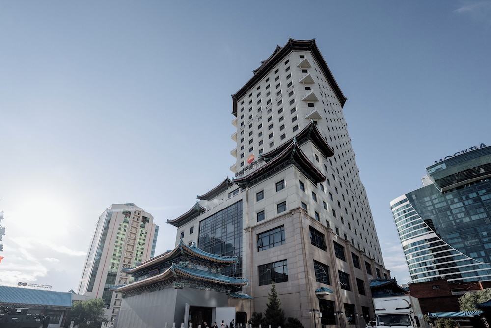 Beijing Palace Soluxe Hotel Astana in Astana