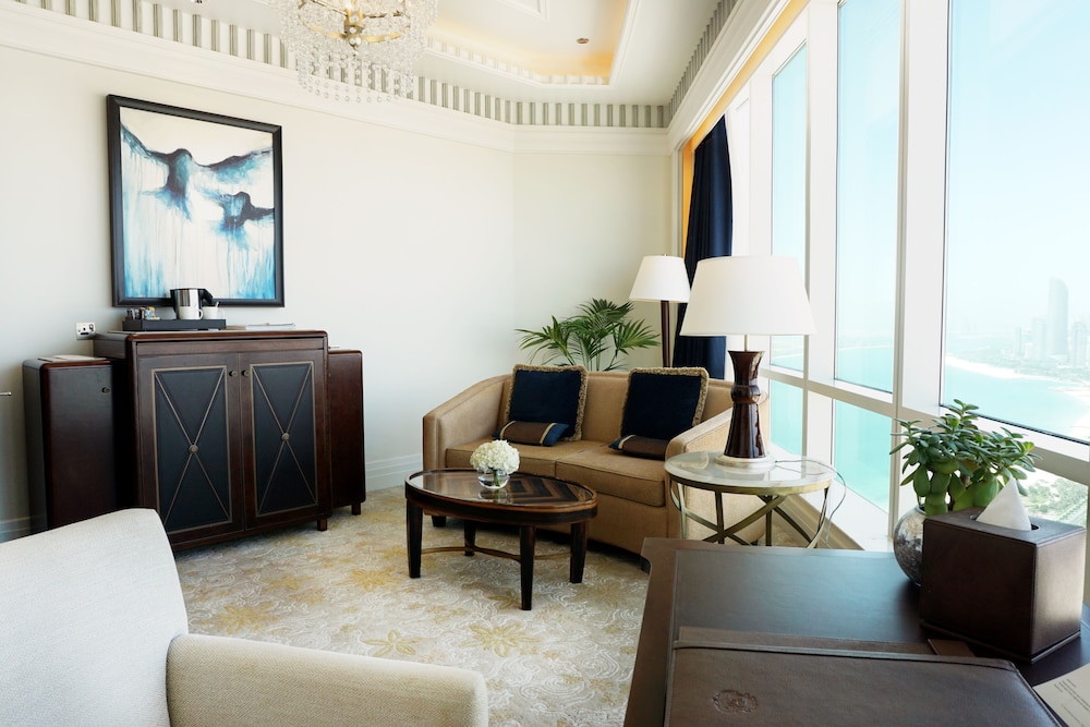 The St Regis Abu Dhabi 48/85