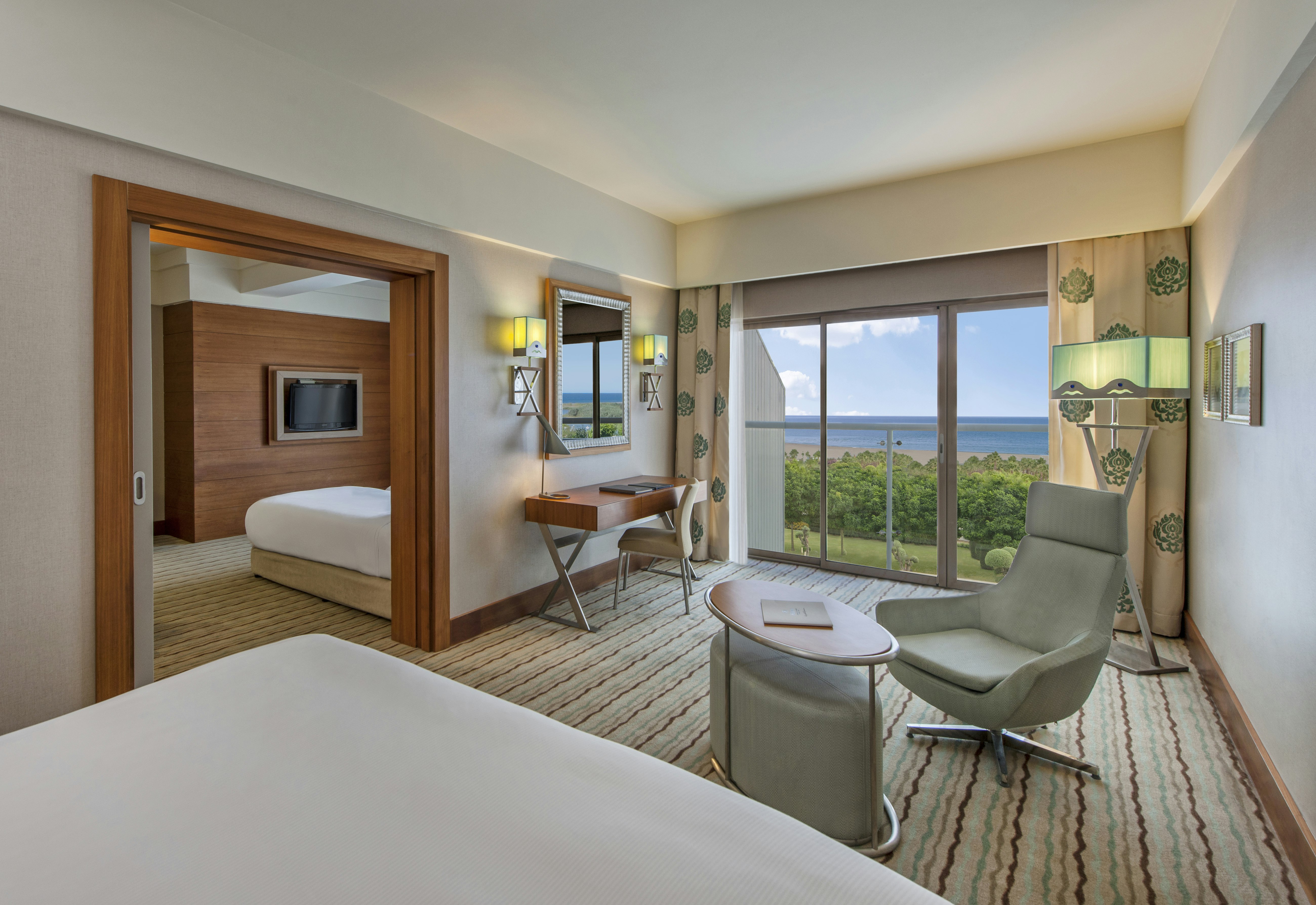 Family, Sea View, Pool Access