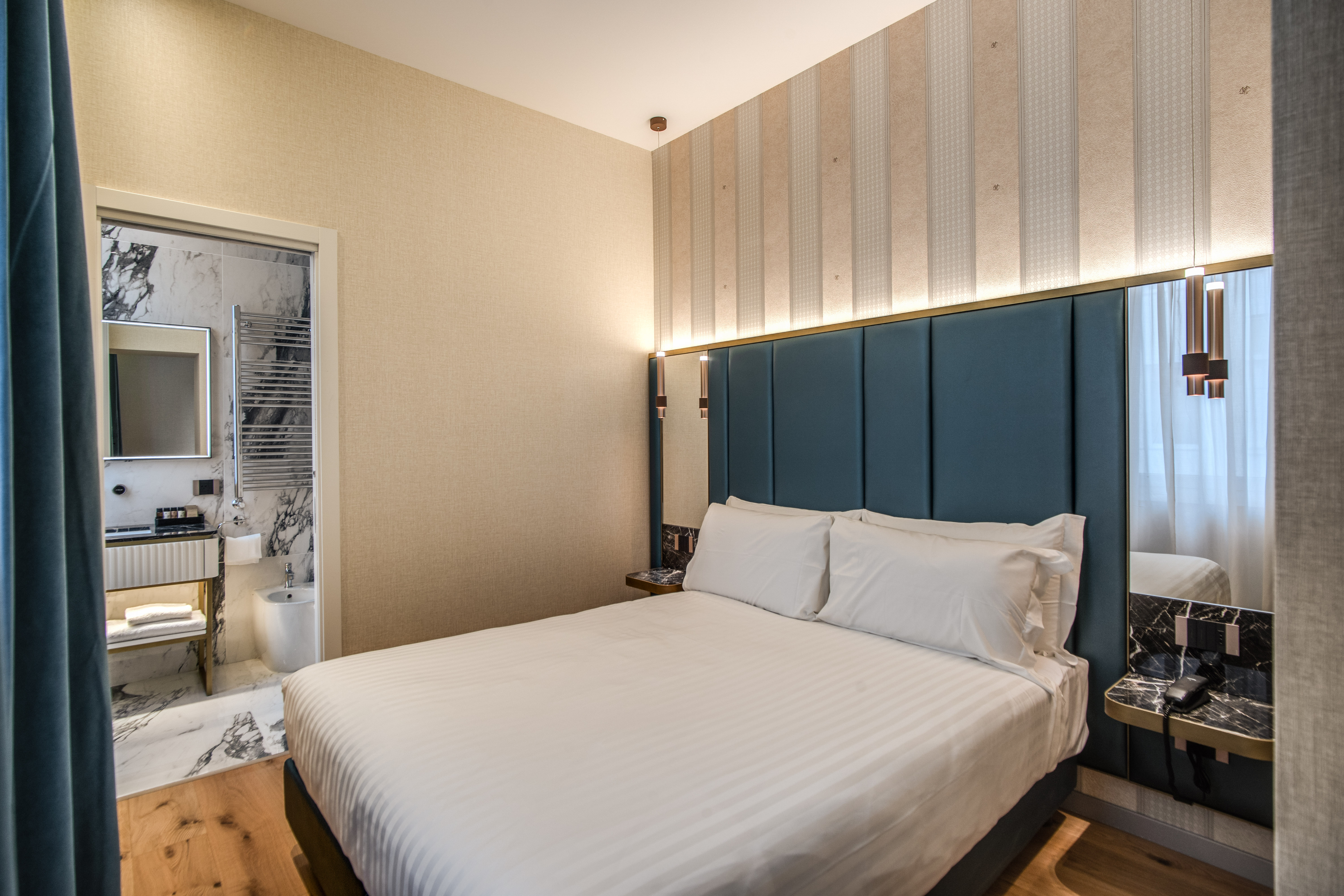 Standard, Double or Twin Bed