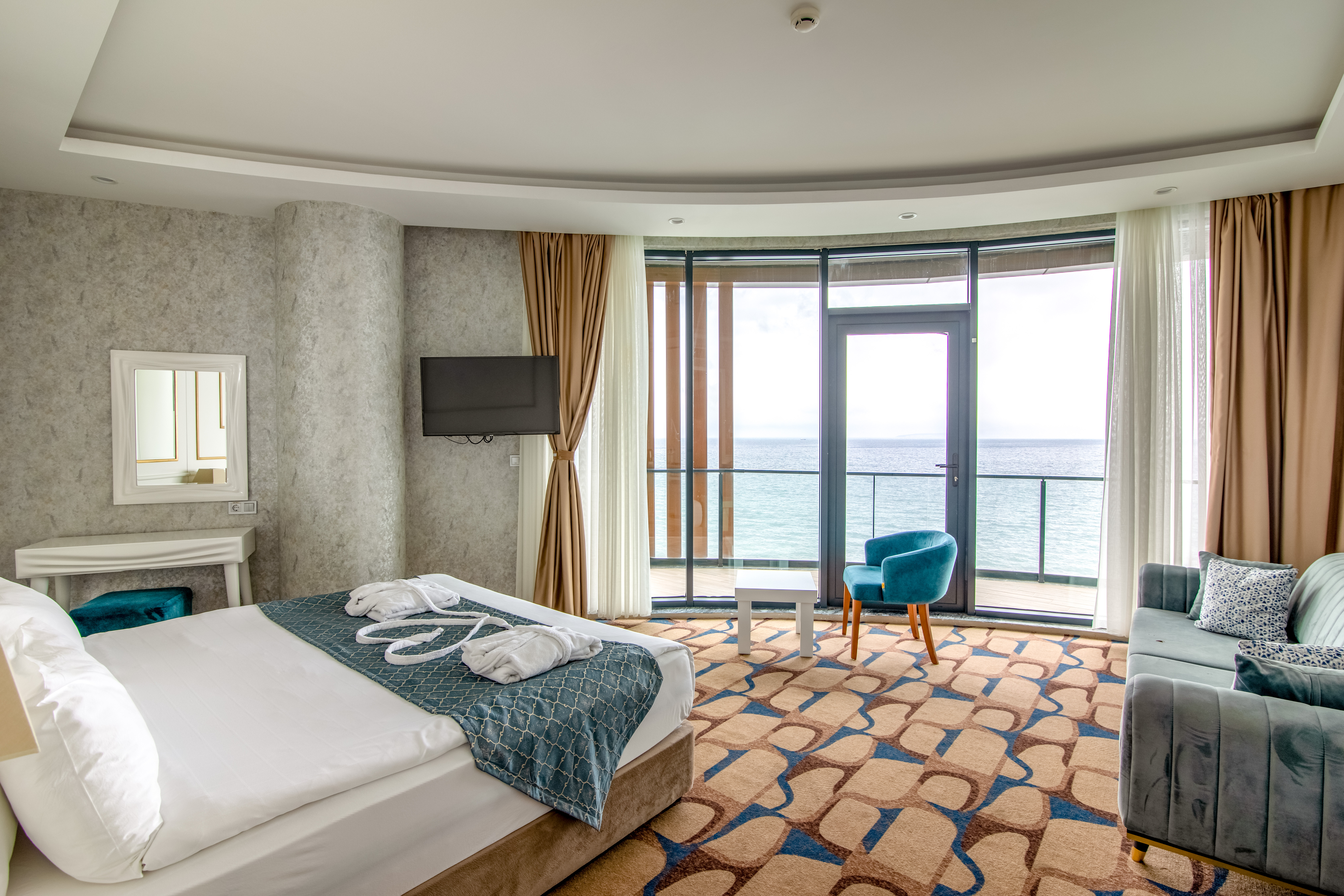 Executive, Suite, Sea View