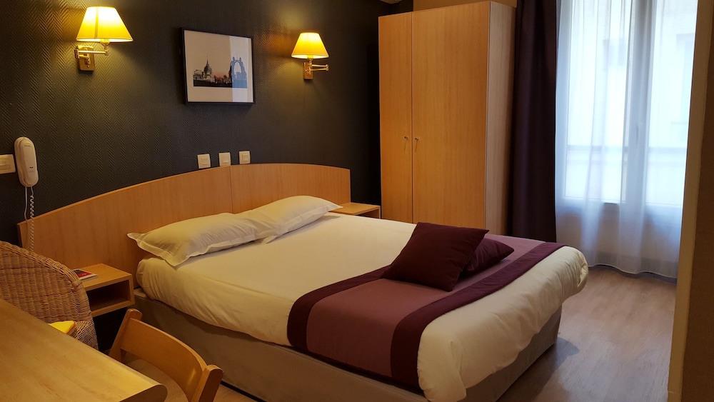 Hotel Kabanel (ex The Originals Paris Gare de l'Est Parisiana) 38/59