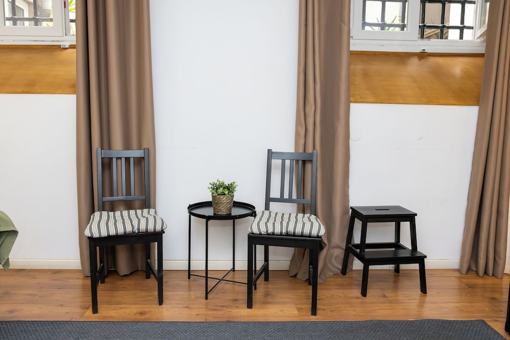 Inn Bairro Alto Bed & Breakfast 64/75