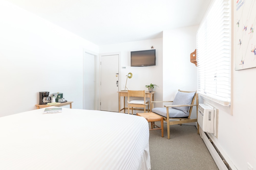 Innsbruck Inn at Stowe 17/50