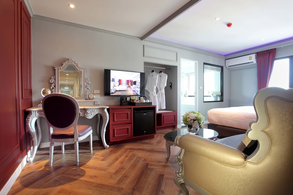Villa De Khaosan 45/50