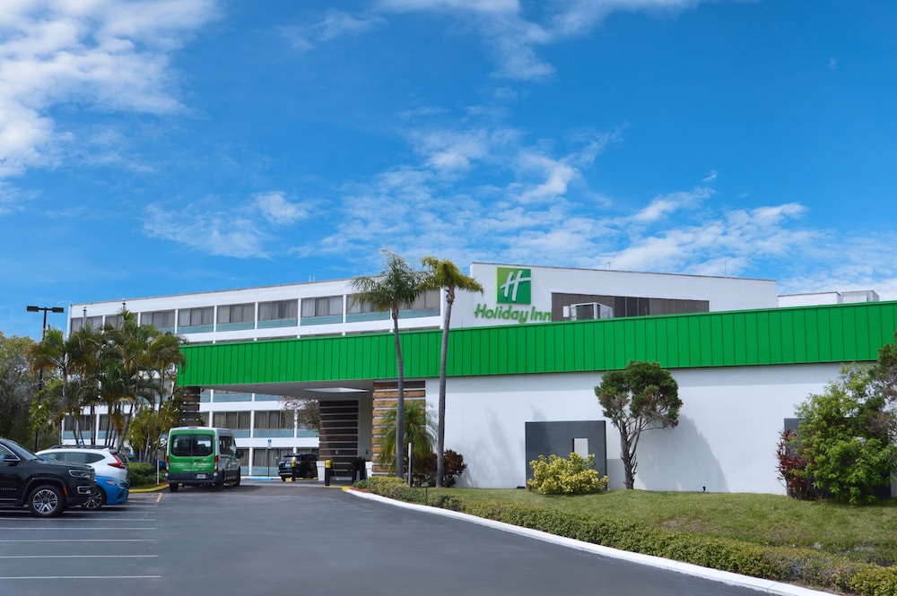 Holiday Inn St Petersburg N Clearwater 67/68
