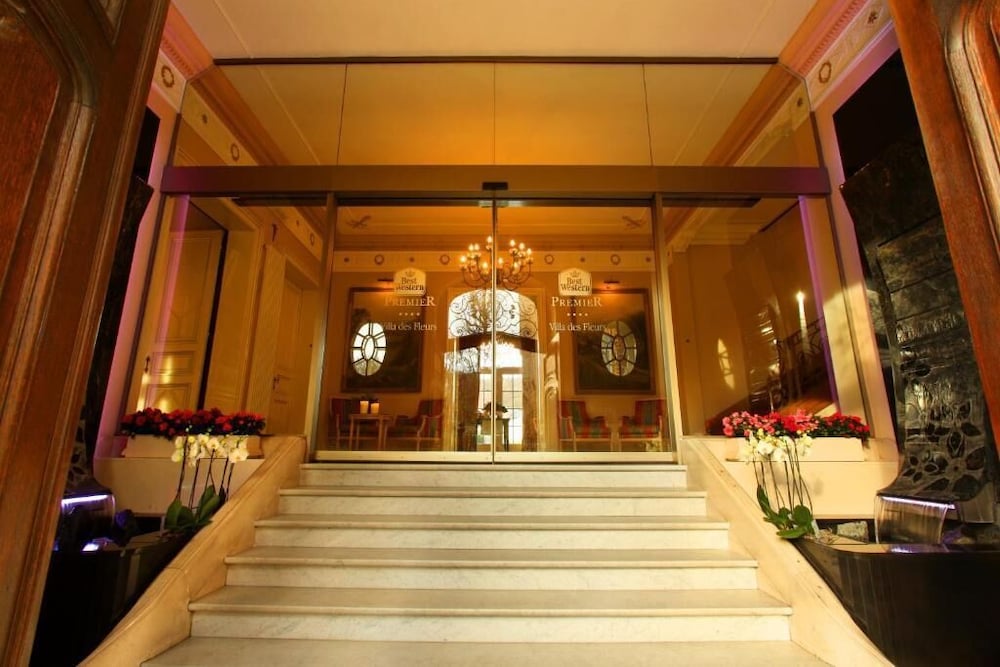 lobby