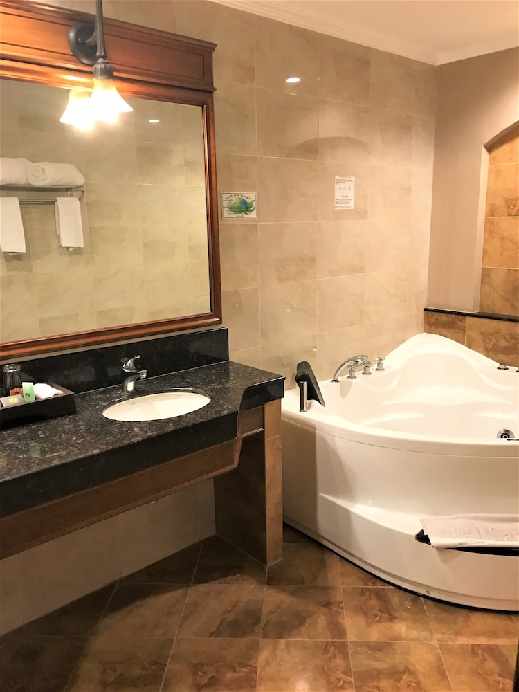 Savannah Resort Hotel 17/60
