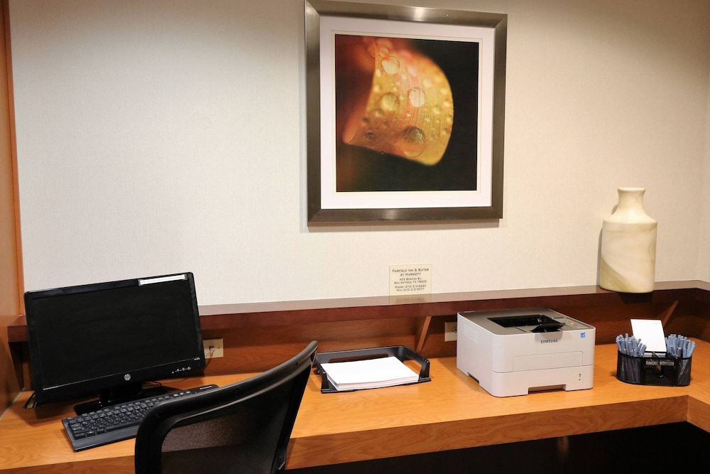 Fairfield Inn Suites San Antonio Downtown Alamo Plaza 42/50