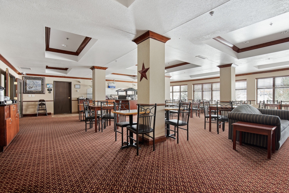 Usa Stay Hotel and Suites 42/48