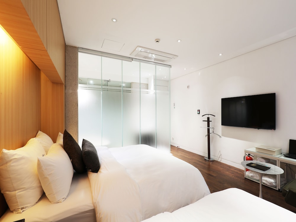 Hotel Amare Incheon Ongnyeon 30/49