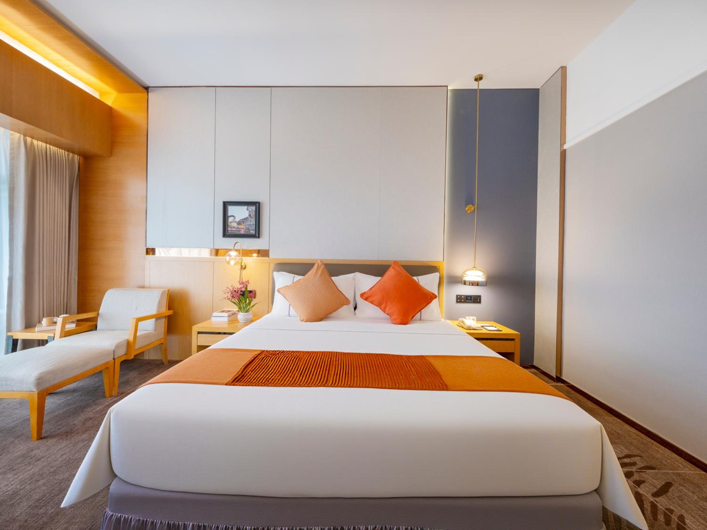 Smart, Superior, King Bed, Queen Bed