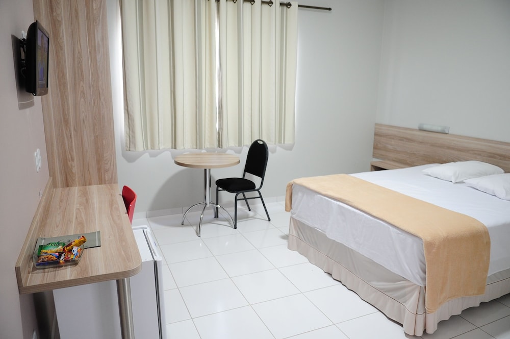 HOTEL MANDINO 20/66