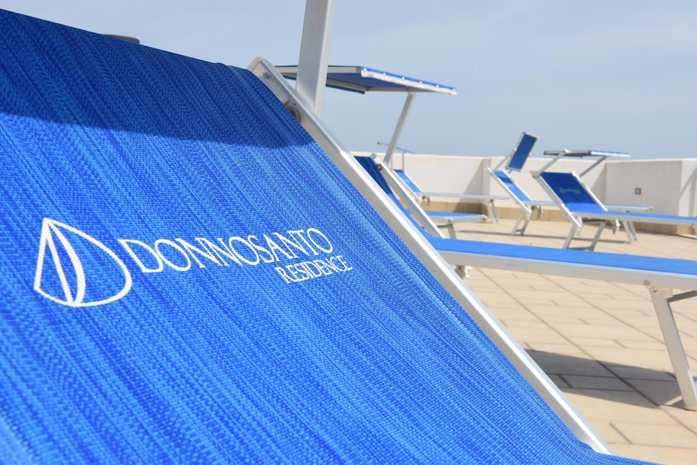 Donnosanto Hotel 48/50