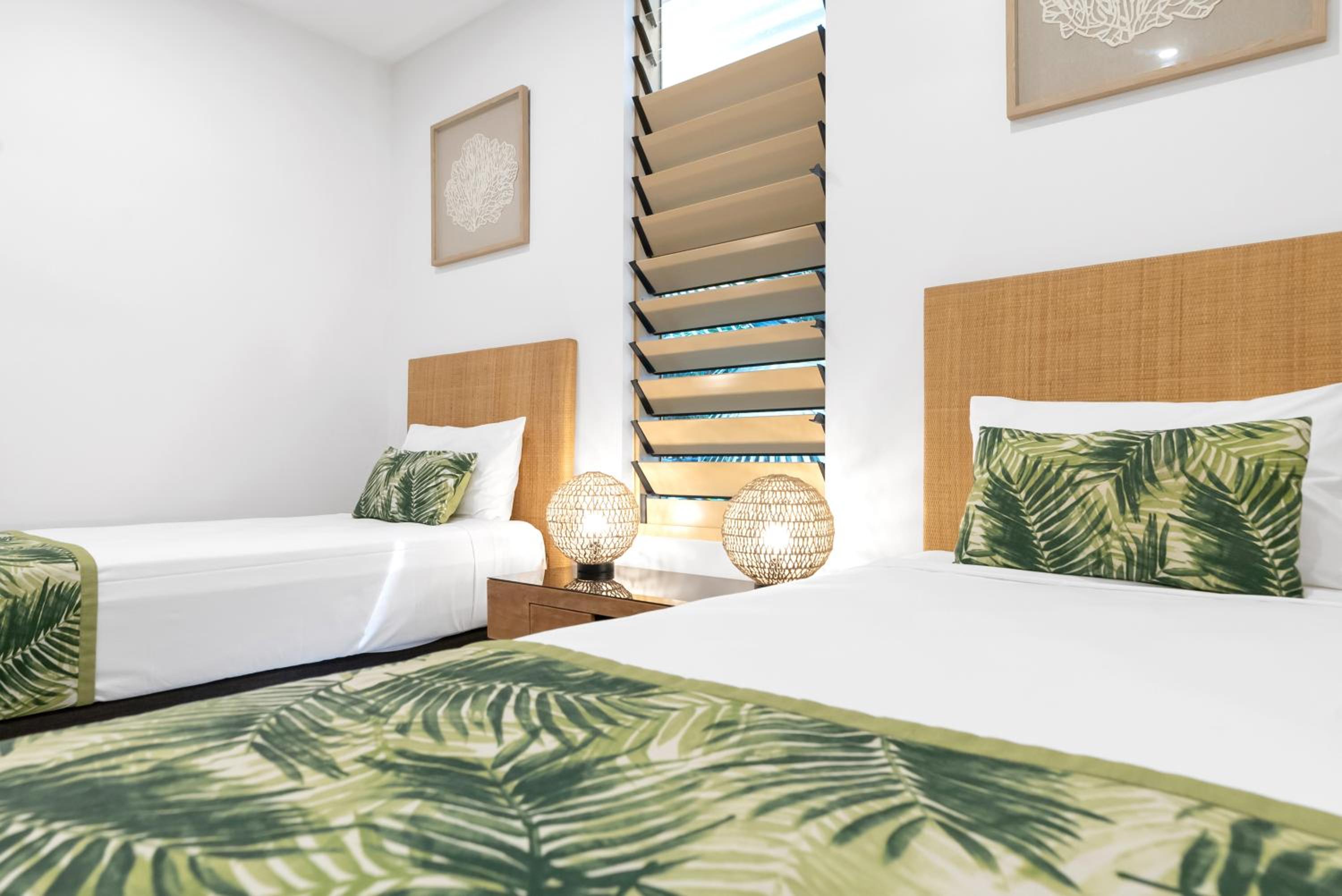 شقة بسرير كينج وسريرين منفصلين بغرفتي نوم، SANCTUARY PALM COVE 2/15
