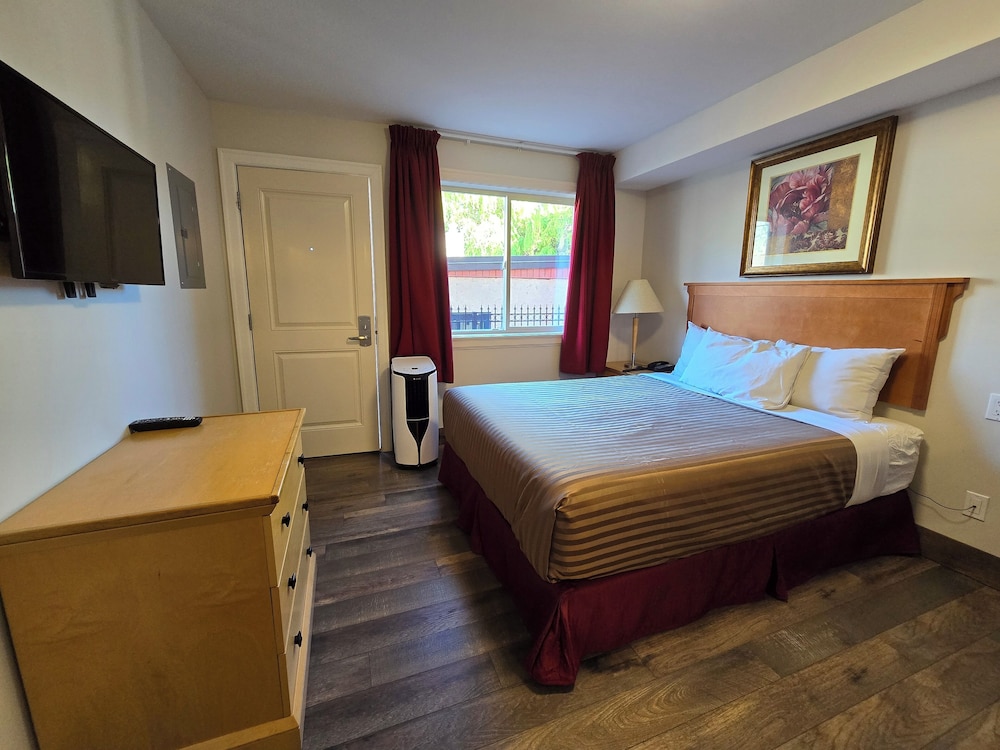 Sahara Courtyard Inn 26/70