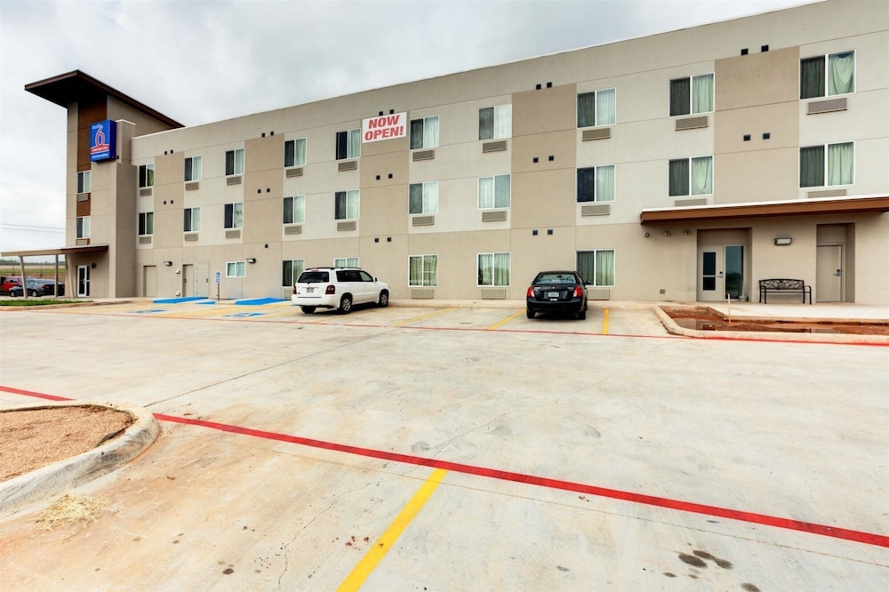 Studio6 Sweetwater, TX 31/33