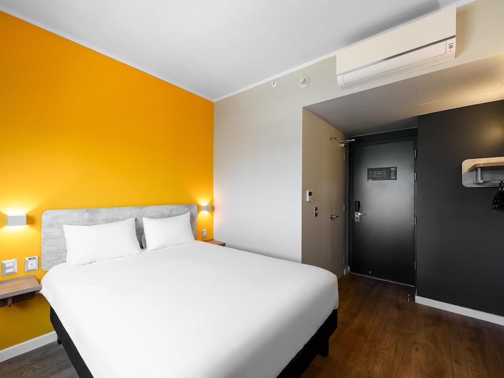 Ibis Budget Santiago Providencia 16/47