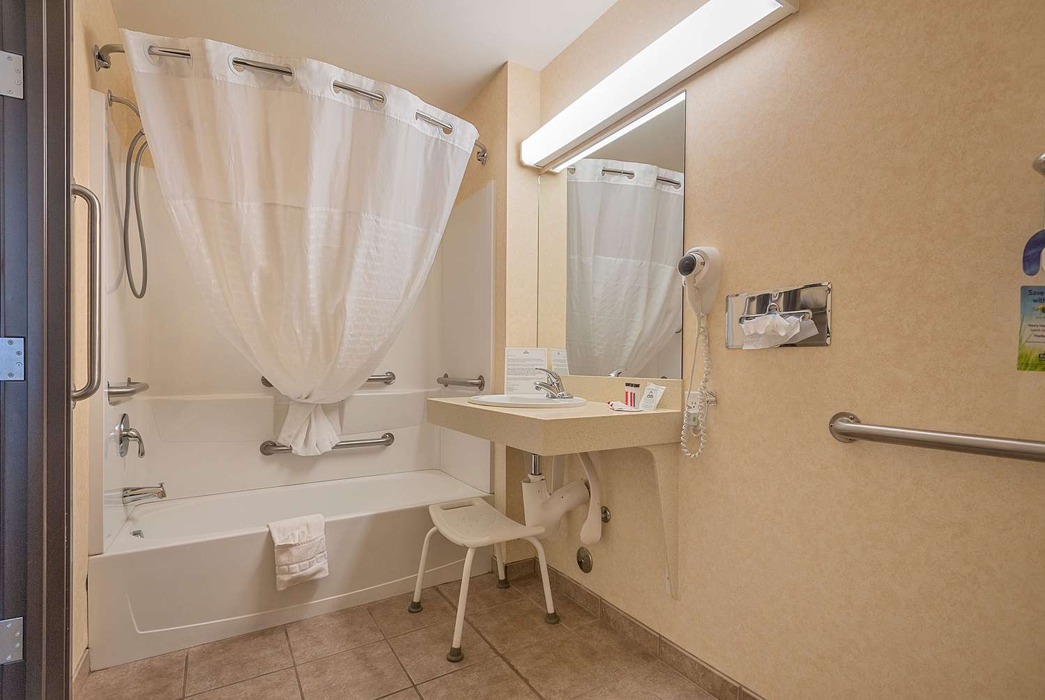 Days Inn By Wyndham Manitou Springs 42/42