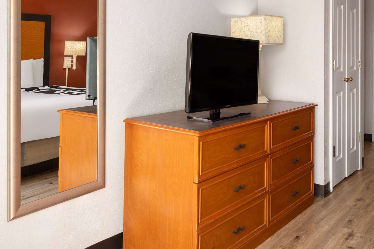 La Quinta Inn by Wyndham Pittsburgh Airport 27/36